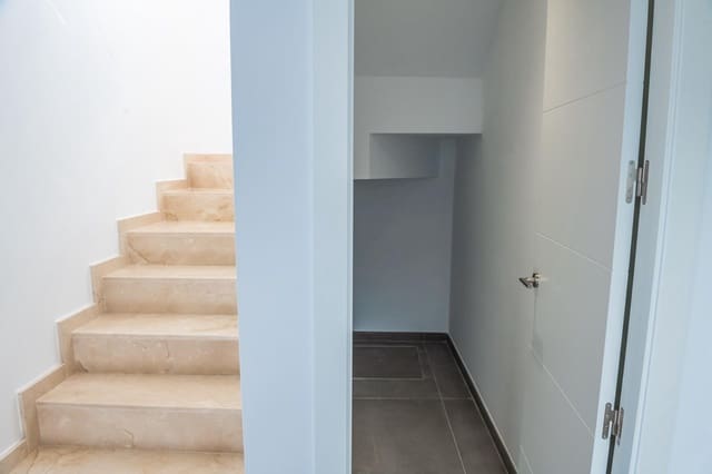 3 soveværelse Villa til salg i Las Lomas de Rame - Bahía Bella, Los Alcázares med swimmingpool - € 445.000 (Ref: 9960850)