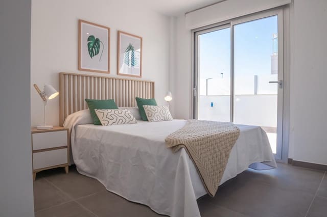 3 soveværelse Villa til salg i Las Lomas de Rame - Bahía Bella, Los Alcázares med swimmingpool - € 445.000 (Ref: 9960850)
