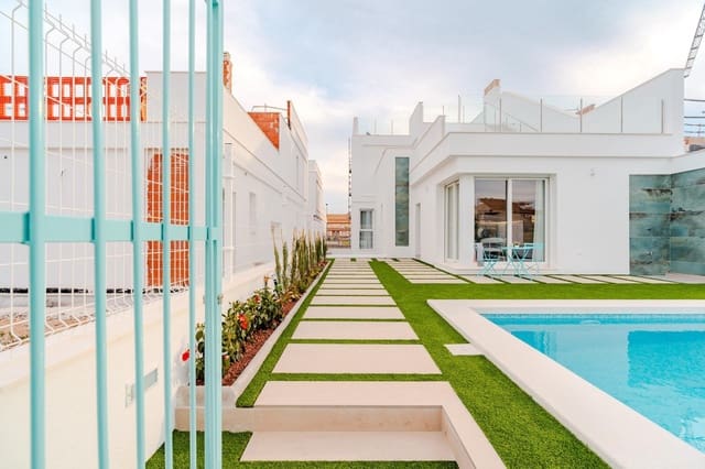 3 slaapkamer Villa te koop in Las Lomas de Rame - Bahía Bella, Los Alcázares met zwembad - € 467.000 (Ref: 9961137)