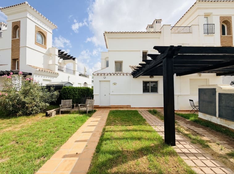 3 sypialnia Dom na sprzedaż w La Torre Golf Resort z basenem - 225 000 € (Ref: 10014998)