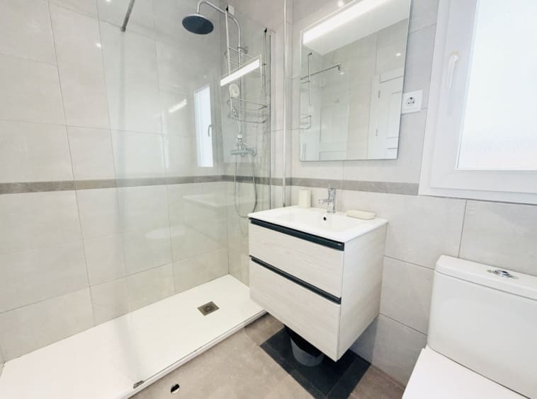 2 soveværelse Villa til salg i La Torre Golf Resort med swimmingpool - € 310.000 (Ref: 10046752)