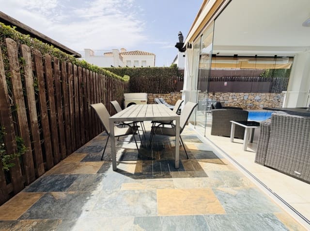2 chambre Villa/Maison à vendre à La Torre Golf Resort, Torre-Pacheco avec piscine - 310 000 € (Ref: 10046752)