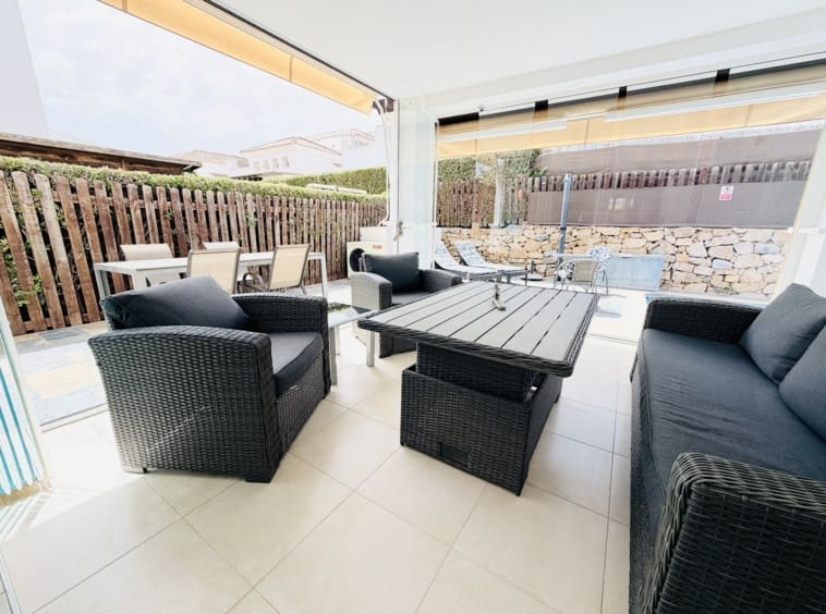2 soveværelse Villa til salg i La Torre Golf Resort med swimmingpool - € 310.000 (Ref: 10046752)
