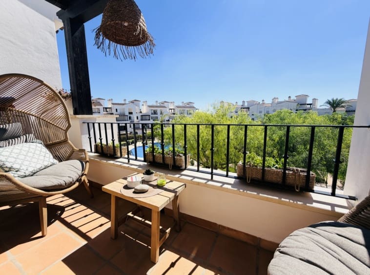 2 sypialnia Apartament na sprzedaż w La Torre Golf Resort z basenem - 185 000 € (Ref: 10085365)