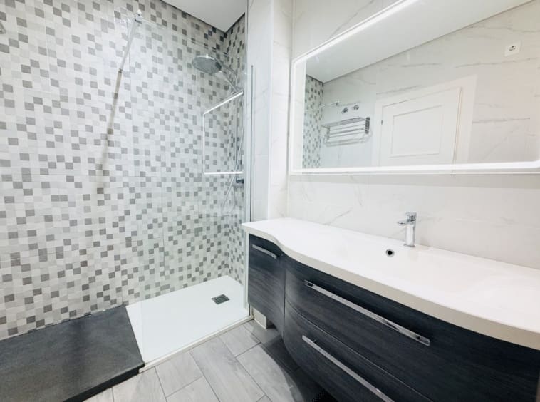 2 makuuhuone Huvila myytävänä paikassa La Torre Golf Resort mukana uima-altaan 
autotalli - 292 000 € (Ref: 10098539)
