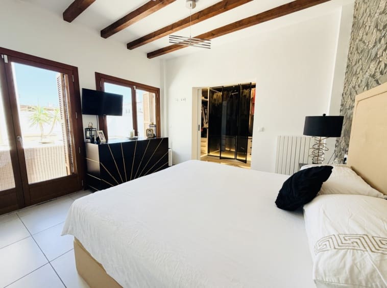 4 sovrum Villa till salu i El Valle Golf Resort med pool - 479 950 € (Ref: 10109051)
