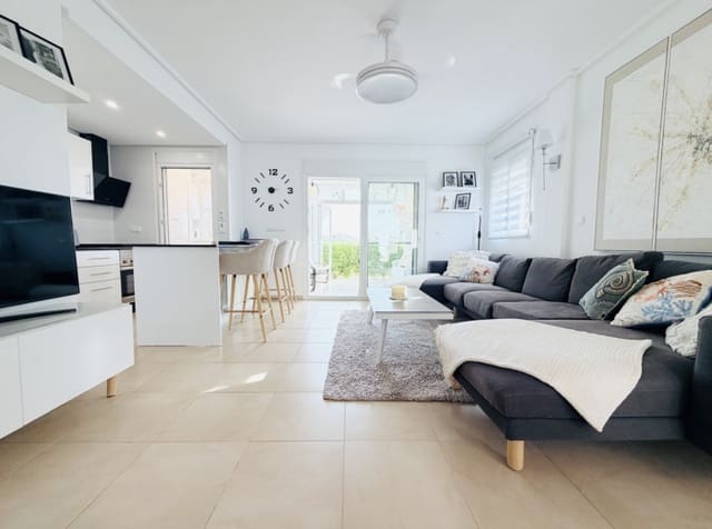 2 makuuhuone Omakotitalo myytävänä paikassa La Torre Golf Resort, Torre-Pacheco - 250 000 € (Ref: 10128220)