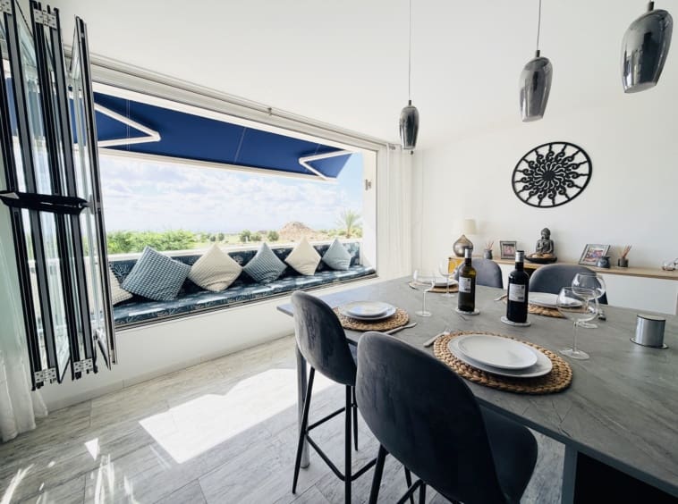 Apartamento de 2 habitaciones en El Valle Golf Resort en venta con piscina garaje - 215.000 € (Ref: 10149414)