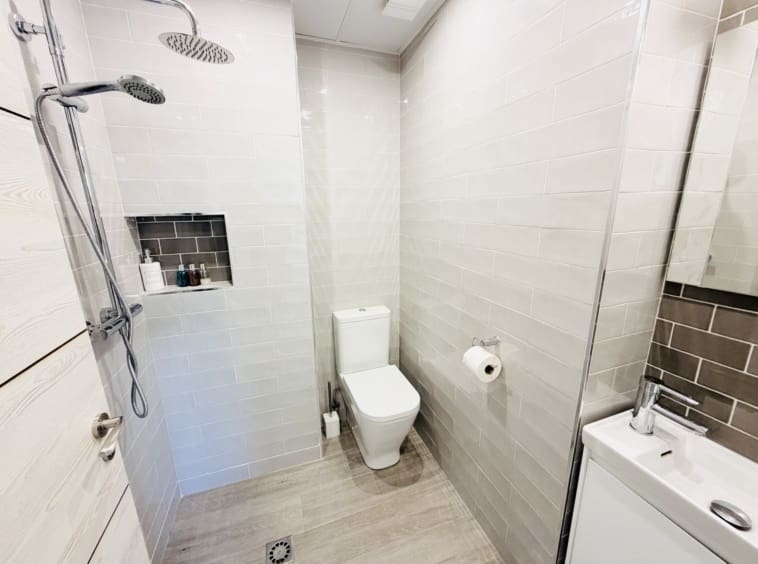 Apartamento de 2 habitaciones en El Valle Golf Resort en venta con piscina garaje - 215.000 € (Ref: 10149414)