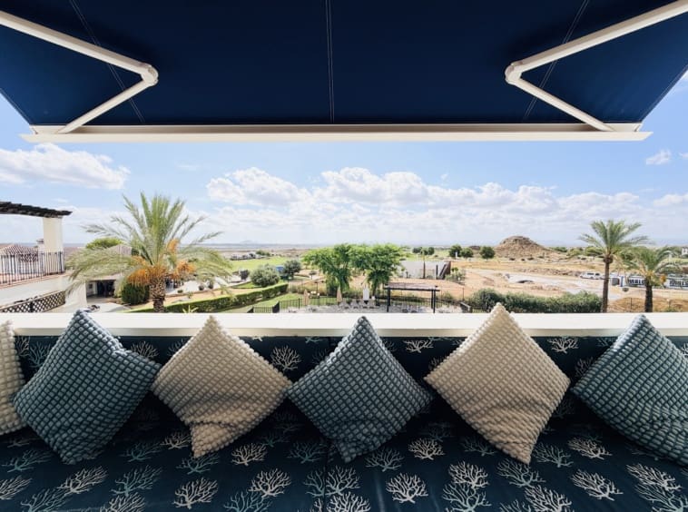 Apartamento de 2 habitaciones en El Valle Golf Resort en venta con piscina garaje - 215.000 € (Ref: 10149414)