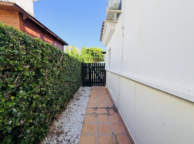 2 chambre Maison de Ville à vendre à La Torre Golf Resort avec piscine - 255 000 € (Ref: 10153286)