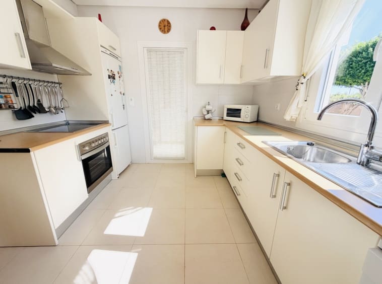 3 bedroom Villa for sale in La Torre Golf Resort with pool garage - € 369,950 (Ref: 10157148)