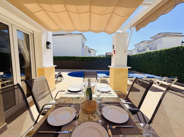 3 bedroom Villa for sale in La Torre Golf Resort with pool garage - € 369,950 (Ref: 10157148)