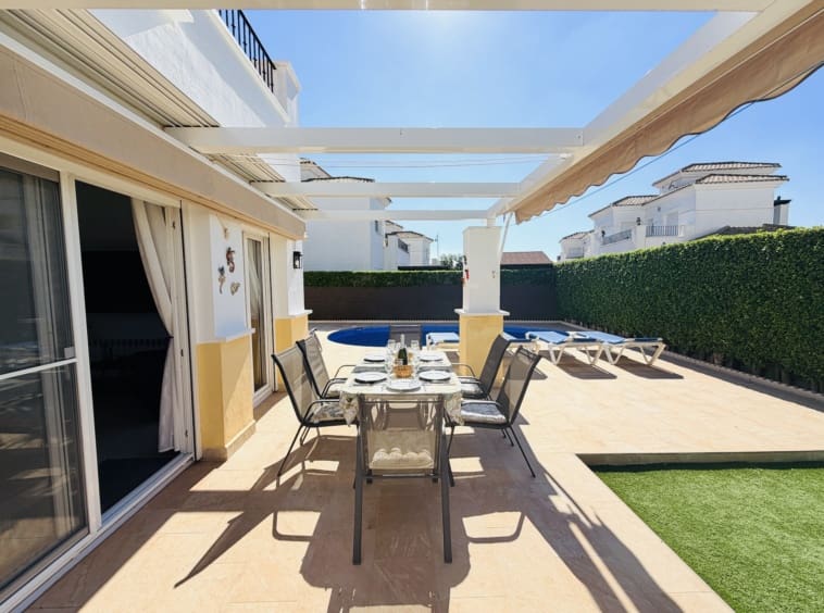 3 bedroom Villa for sale in La Torre Golf Resort with pool garage - € 369,950 (Ref: 10157148)