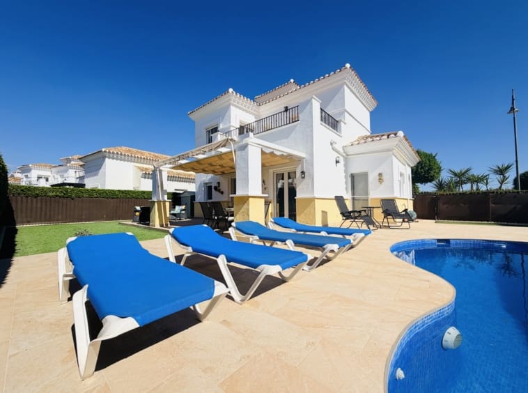 3 bedroom Villa for sale in La Torre Golf Resort with pool garage - € 369,950 (Ref: 10157148)