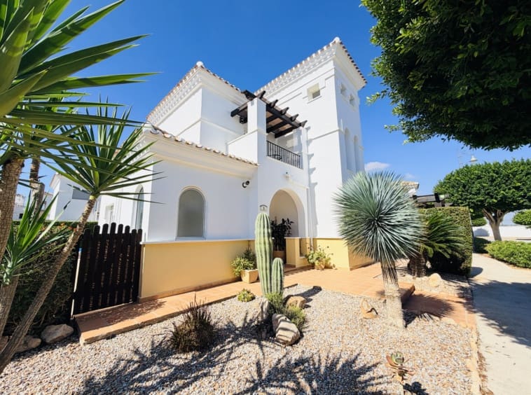 3 bedroom Villa for sale in La Torre Golf Resort with pool garage - € 369,950 (Ref: 10157148)