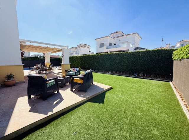 3 slaapkamer Villa te koop in La Torre Golf Resort, Torre-Pacheco met zwembad garage - € 369.950 (Ref: 10157148)