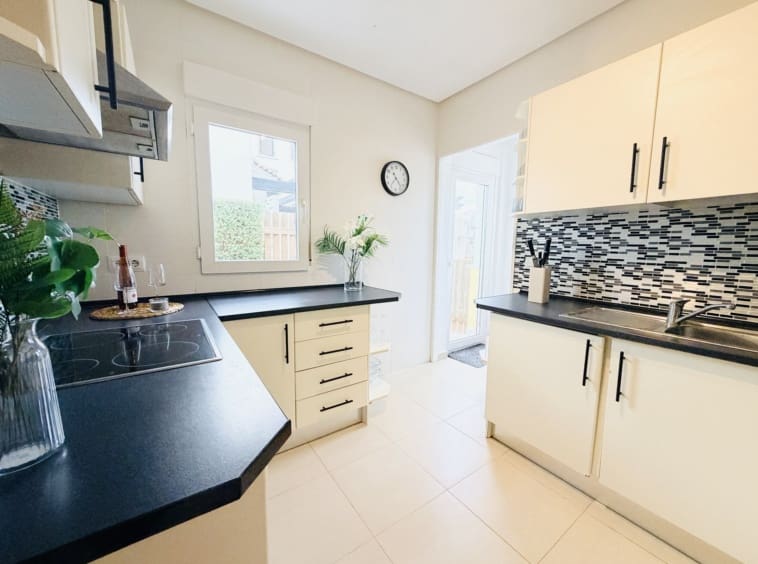 3 bedroom Villa for sale in La Torre Golf Resort with pool - € 279,950 (Ref: 10168079)