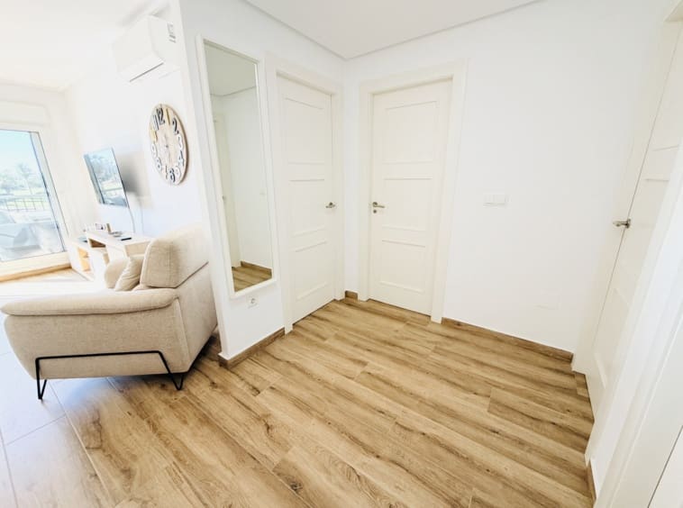 Apartamento de 2 habitaciones en La Torre Golf Resort en venta con piscina - 179.950 € (Ref: 10174335)
