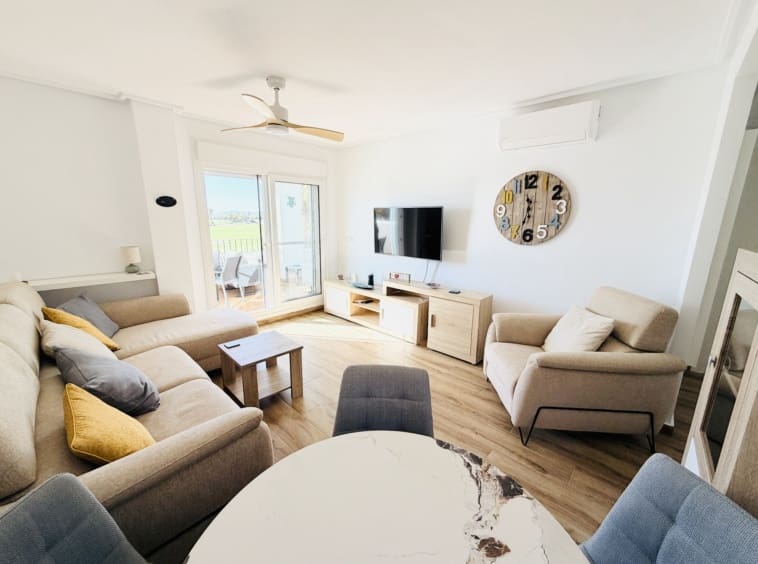 Apartamento de 2 habitaciones en La Torre Golf Resort en venta con piscina - 179.950 € (Ref: 10174335)