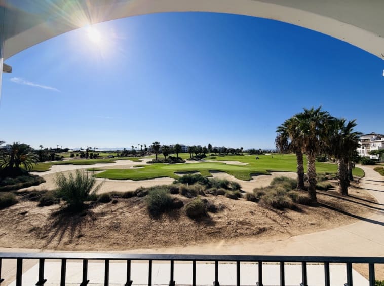 Apartamento de 2 habitaciones en La Torre Golf Resort en venta con piscina - 179.950 € (Ref: 10174335)