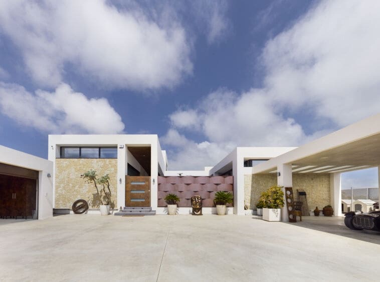 3 bedroom Villa for sale in Los Alcazares with pool - € 750,000 (Ref: 8726888)