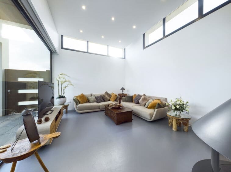 3 bedroom Villa for sale in Los Alcazares with pool - € 750,000 (Ref: 8726888)