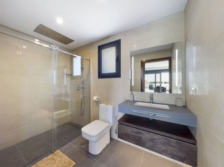 3 bedroom Villa for sale in Los Alcazares with pool - € 750,000 (Ref: 8726888)