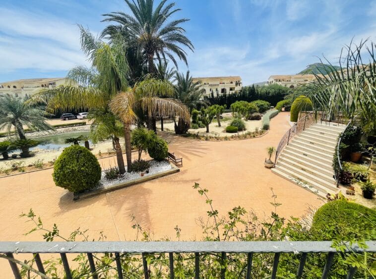 4 Zimmer Villa zu verkaufen in La Manga Club mit Pool - 1.995.000 € (Ref: 8820870)