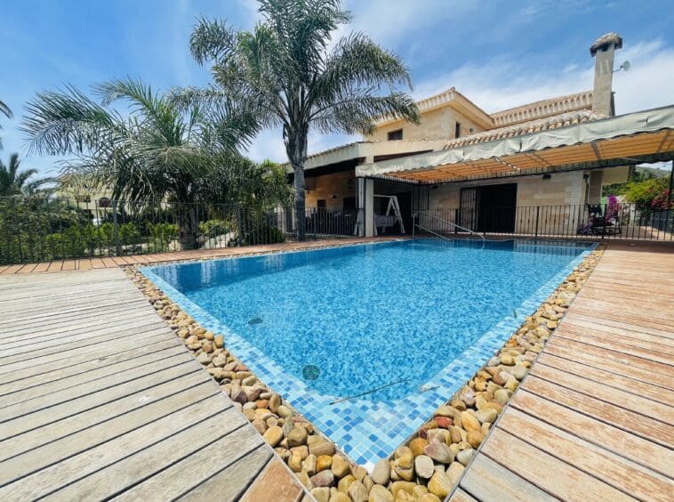 4 Zimmer Villa zu verkaufen in La Manga Club mit Pool - 1.995.000 € (Ref: 8820870)