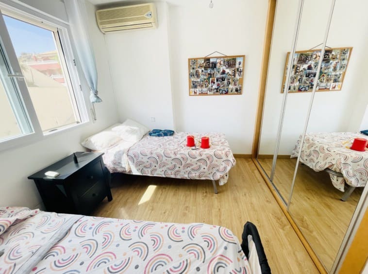 5 soveværelse Byhus til salg i El Carmoli med swimmingpool - € 295.000 (Ref: 9088330)