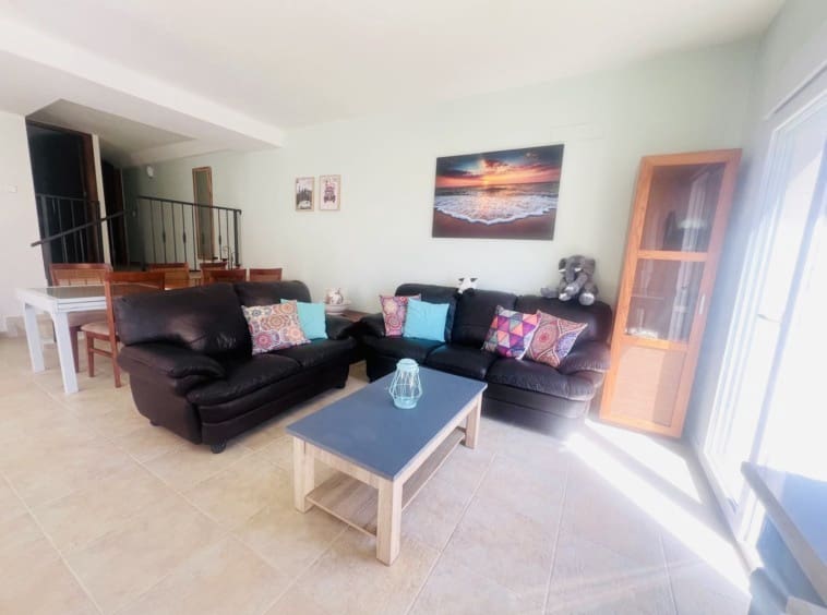 5 soveværelse Byhus til salg i El Carmoli med swimmingpool - € 295.000 (Ref: 9088330)