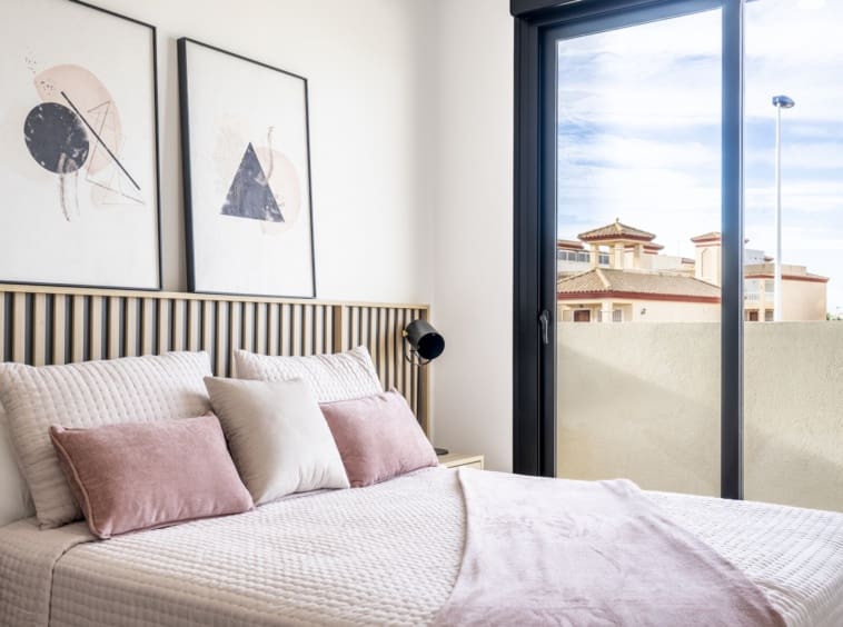 3 bedroom Villa for sale in Roldan with pool - € 395,950 (Ref: 9106228)