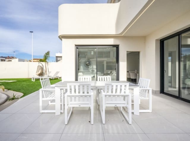 3 bedroom Villa for sale in Roldan, Torre-Pacheco with pool - € 395,950 (Ref: 9106228)