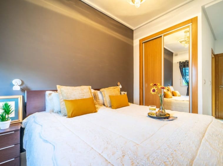 2 bedroom Villa for sale in Roldan - € 250,000 (Ref: 9143390)