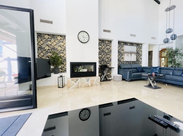 4 quarto Moradia para venda em El Valle Golf Resort, Múrcia cidade - 595 000 € (Ref: 9297418)