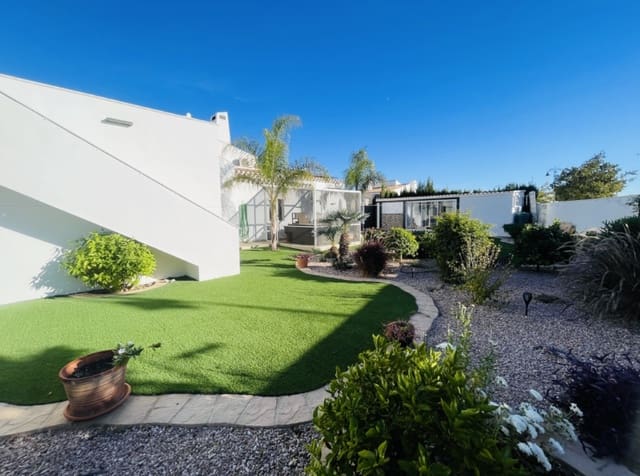 4 soveværelse Villa til salg i El Valle Golf Resort, Murcia by - € 595.000 (Ref: 9297418)