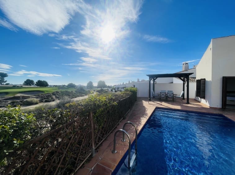 4 makuuhuone Huvila myytävänä paikassa Banos y Mendigo mukana uima-altaan - 449 950 € (Ref: 9337412)