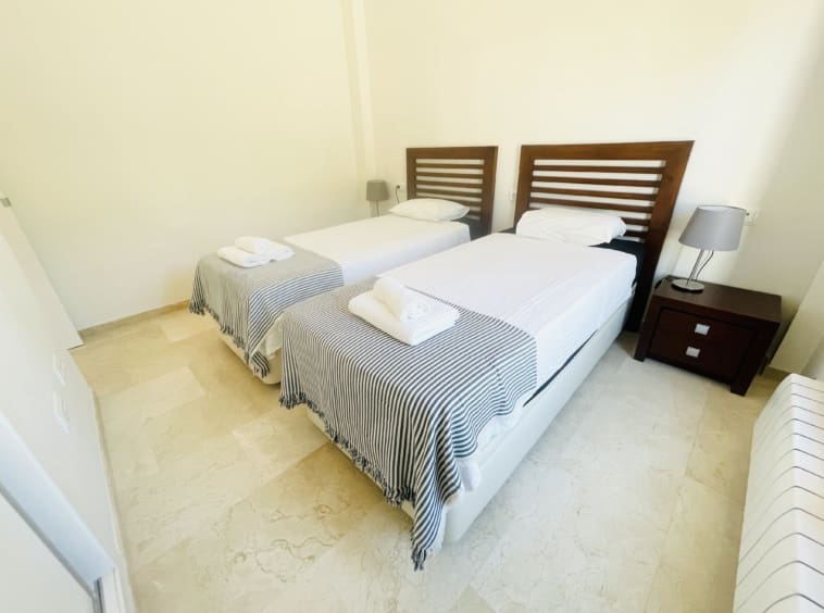 4 makuuhuone Huvila myytävänä paikassa Banos y Mendigo mukana uima-altaan - 449 950 € (Ref: 9337412)