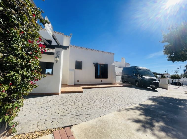 4 makuuhuone Huvila myytävänä paikassa Banos y Mendigo mukana uima-altaan - 449 950 € (Ref: 9337412)