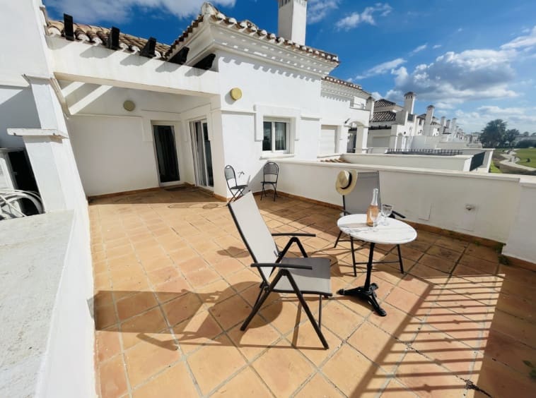 2 soveværelse Byhus til salg i Roldan med swimmingpool - € 210.000 (Ref: 9360721)