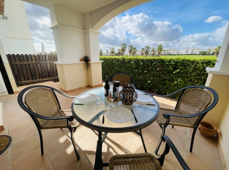 2 soveværelse Byhus til salg i Roldan med swimmingpool - € 210.000 (Ref: 9360721)