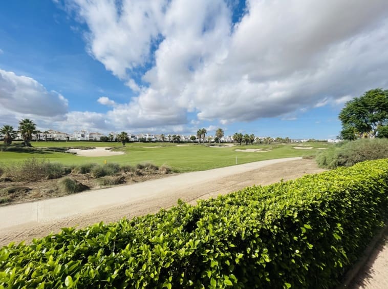 2 soveværelse Byhus til salg i Roldan med swimmingpool - € 210.000 (Ref: 9360721)