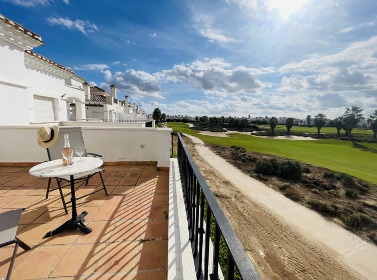 2 soveværelse Byhus til salg i Roldan med swimmingpool - € 210.000 (Ref: 9360721)