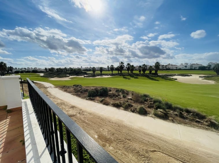 2 soveværelse Byhus til salg i Roldan med swimmingpool - € 210.000 (Ref: 9360721)