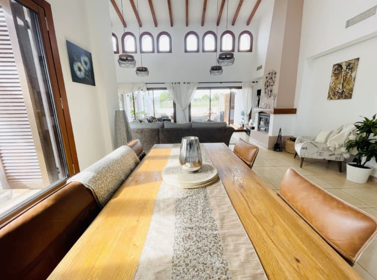 4 makuuhuone Huvila myytävänä paikassa Banos y Mendigo mukana uima-altaan - 815 000 € (Ref: 9386612)