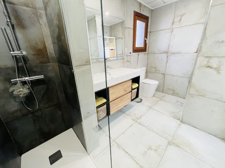 4 makuuhuone Huvila myytävänä paikassa Banos y Mendigo mukana uima-altaan - 815 000 € (Ref: 9386612)