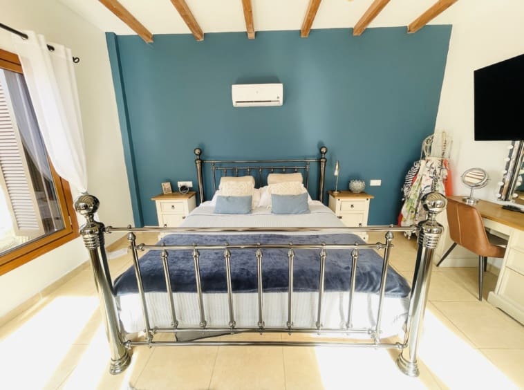 4 makuuhuone Huvila myytävänä paikassa Banos y Mendigo mukana uima-altaan - 815 000 € (Ref: 9386612)