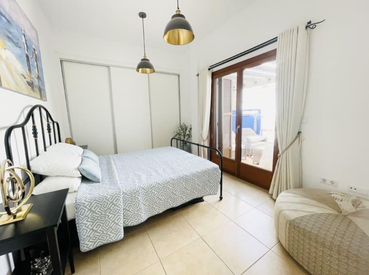 4 makuuhuone Huvila myytävänä paikassa Banos y Mendigo mukana uima-altaan - 815 000 € (Ref: 9386612)