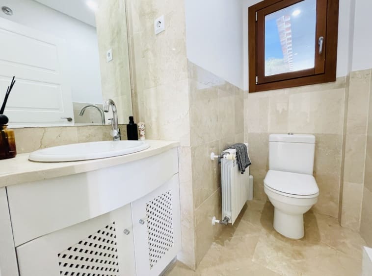 5 makuuhuone Huvila myytävänä paikassa Banos y Mendigo - 820 000 € (Ref: 9432467)